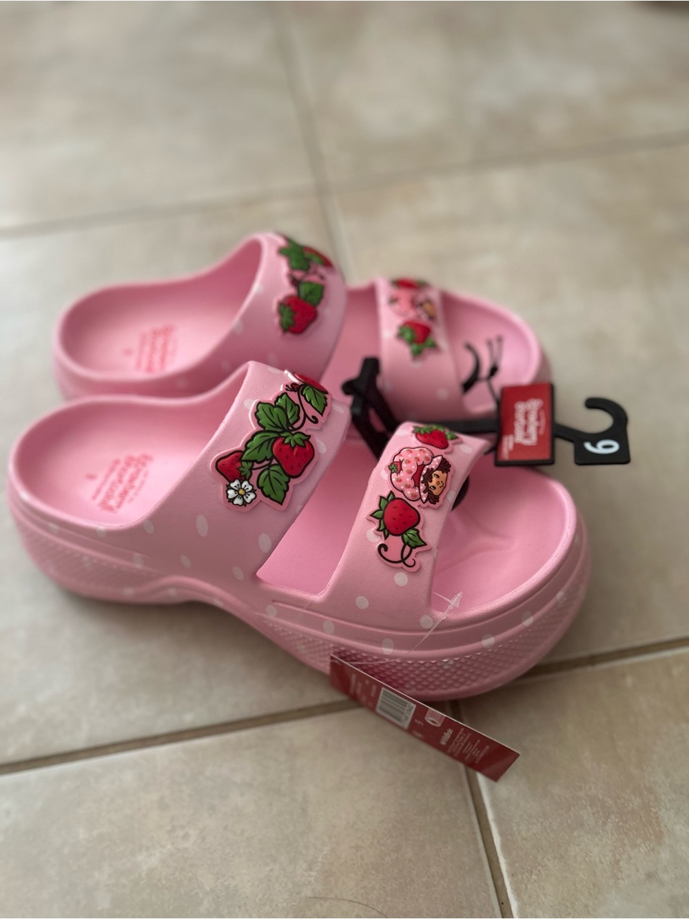 Strawberry Shortcake Women Double Strap sandal Size 9